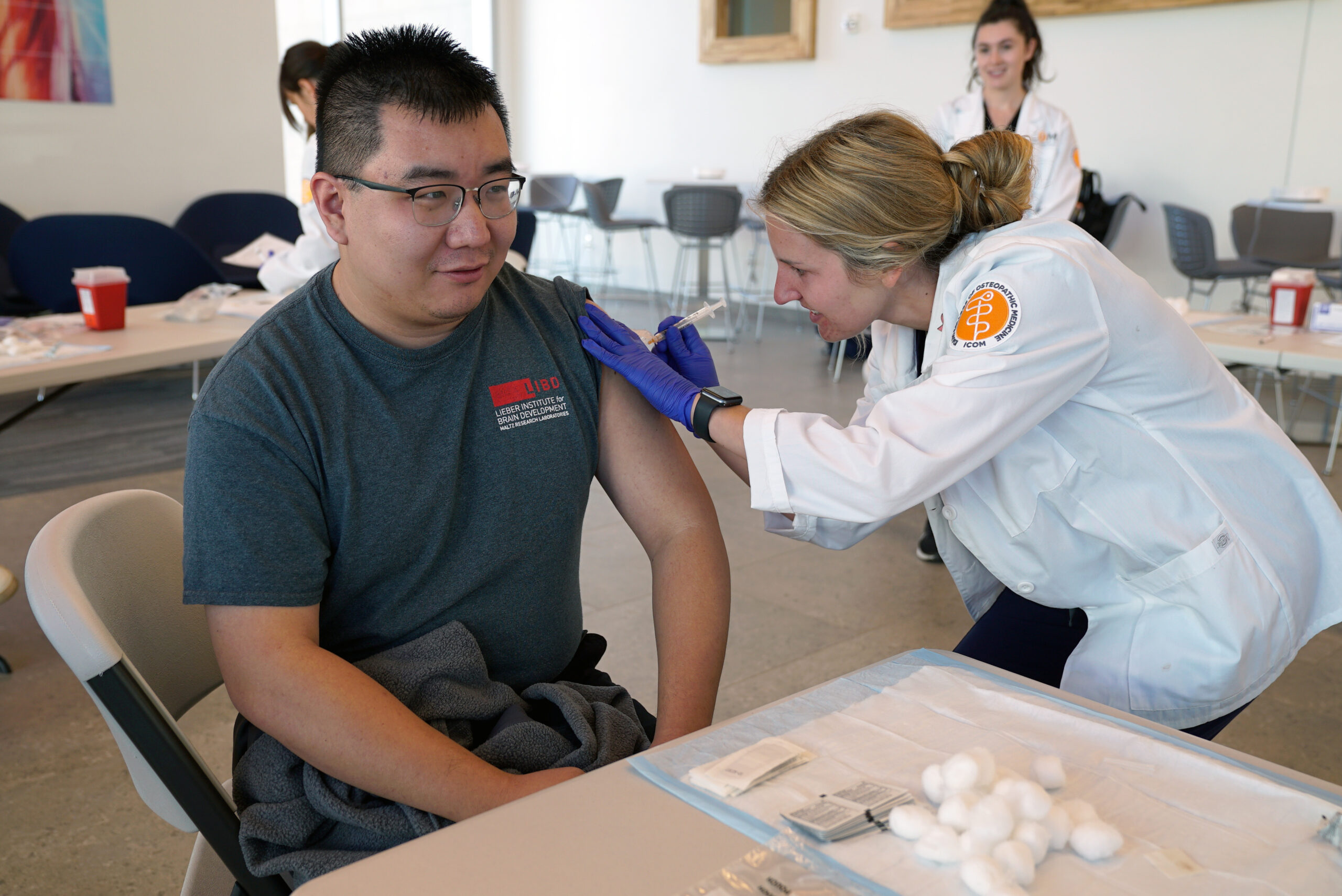 Student Doctors Give Campus Flu Shots - Idaho College of Osteopathic ...